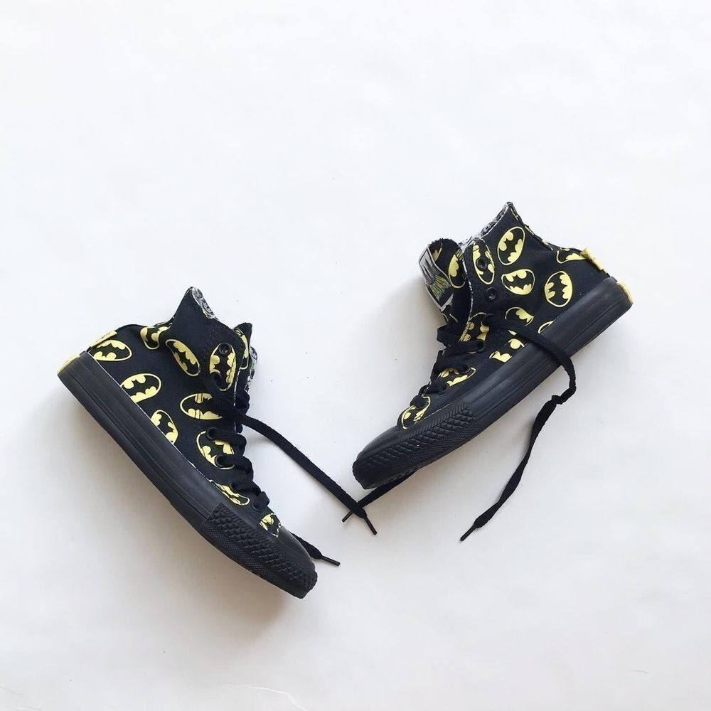 Converse DC Comics Batman high top sneaker EUC 2Y